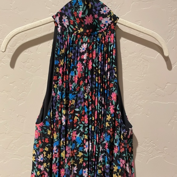 Milly pleated, black floral, halter neck with tie. Size S - Picture 3 of 4